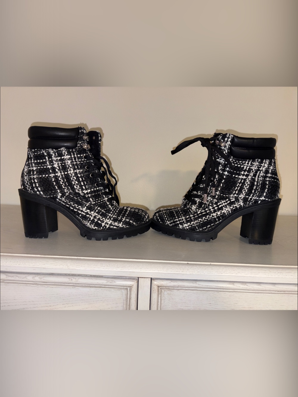 JLo B&W Tweed Lace-Up Chunky Heel Ankle Boots w/zip & jewel accents - Picture 11 of 14